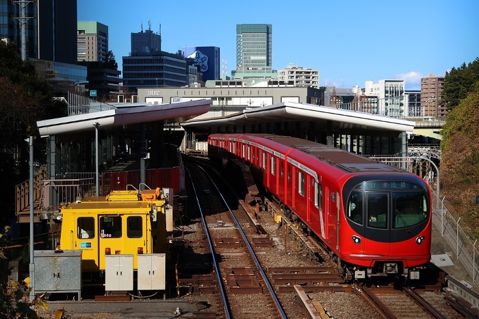 Tokyo Metro] 2000 Series (Marunouchi Line: Yotsuya - Akasaka-mitsuke)