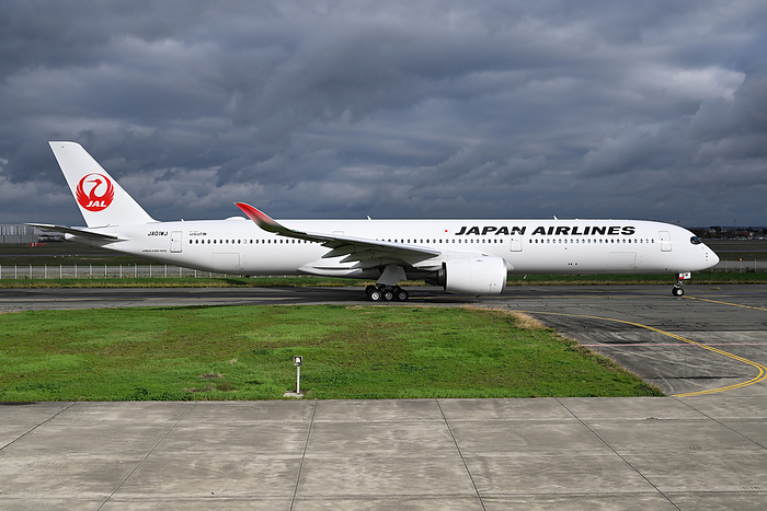 JAL receives first Airbus A350 1000 at Toulouse and departs to Haneda JAL s first Airbus A350 1000  reg. JA01WJ  departing Toulouse to Haneda, on December 14, 2023. PHOTO: Tadayuki YOSHIKAWA Aviation Wire