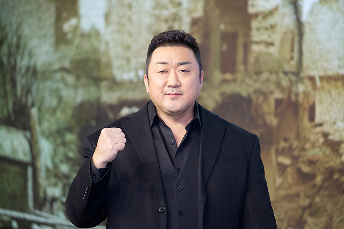 Press conference for the upcoming Netflix film,  Badland Hunters  in Seoul Ma Dong Seok, Jan 16, 2024 : Actor Ma Dong Seok  Don Lee  poses at a press conference for the upcoming Netflix film, Badland Hunters  in Seoul, South Korea. The film tells the stories of individuals fighting to survive in an apocalypse caused by a large earthquake.  Badland Hunters  will premiere on Netflix, January 26.  Photo by Lee Jae Won AFLO 