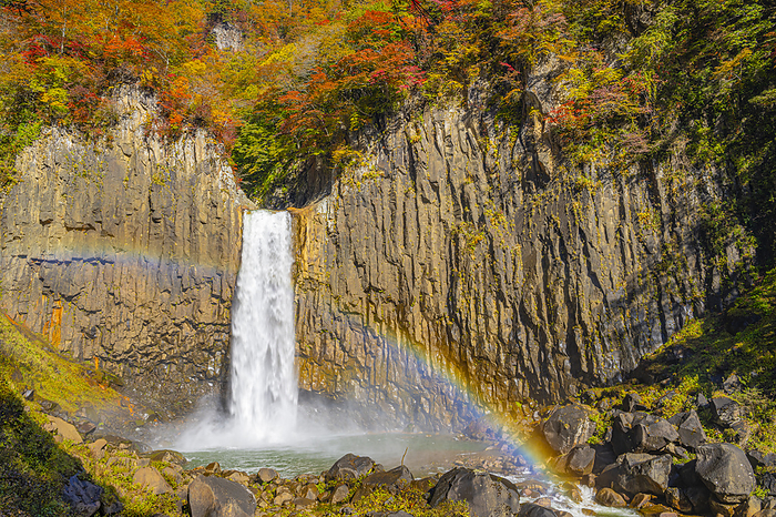 Autumn Foliage and Nana Falls, Niigata Prefecture