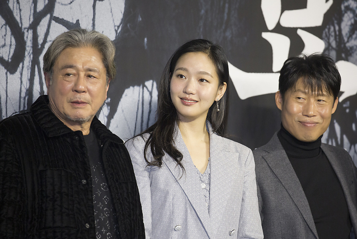 A press conference for the new Korean movie  Exhuma  in Seoul Choi Min Sik, Kim Go Eun and Yoo Hae Jin, Jan 17, 2024 :  L R  Cast members Choi Min Sik, Kim Go Eun and Yoo Hae Jin pose during a press conference for the new movie  Exhuma  in Seoul, South Korea. The new supernatural mystery thriller revolves around mysterious events affecting a geomancer, an undertaker and a young shaman duo after they exhume the grave of an ancestor from a wealthy family for a large amount of money. The occult thriller will be released in Korea in February.  Photo by Lee Jae Won AFLO 