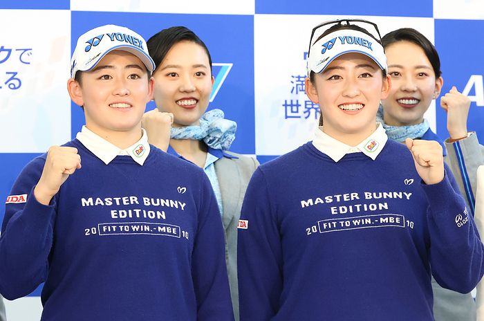Twin professional golfers Akie and Chisato Iwai agreed sponsorship with ANA January 19, 2024, Tokyo, Japan   Japan s twin professional golfers Akie Iwai  L  and Chisato Iwai  R  pose for photo as they signed a sponsorship agreement with All Nippon Airways  ANA  at the Haneda airport in Tokyo on Friday, January 19, 2024. 5 pairs of ANA s twins employees attended the ceremony.    photo by Yoshio Tsunoda AFLO 