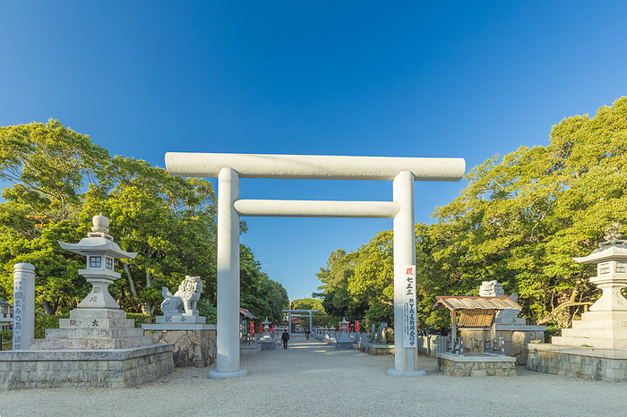 Izanagi Shrine Otorii Otorii and approach to Izanagi Jingu Shrine