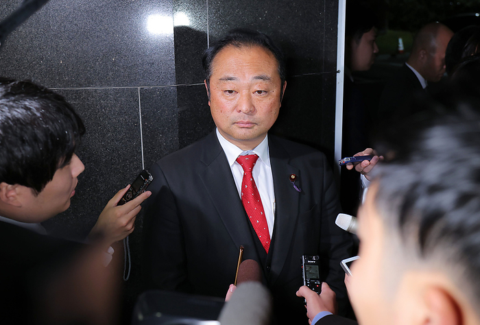 LDP and the LDP slush fund case: Political Revitalization Headquarters meets. Hiroyuki Miyazawa is interviewed after a meeting of the Political Revitalization Headquarters.