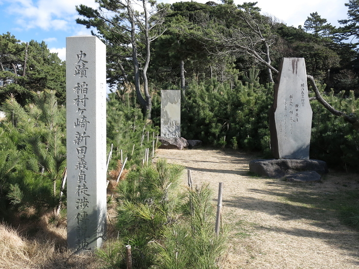 Legendary site of Nitta Yoshisada's wade in Inamuragasaki, Kamakura City