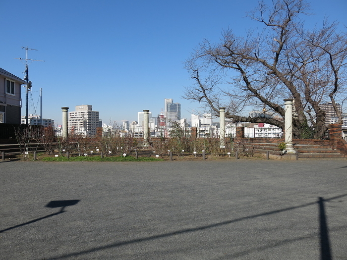 Motomachi Hyakudan Park in Naka-ku, Yokohama with a view of Yokohama Landmark Tower