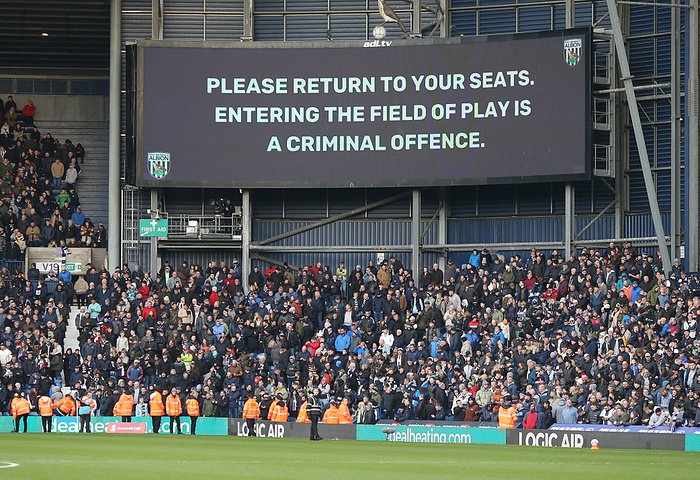 West Bromwich Albion v Wolverhampton Wanderers   Emirates FA Cup Fourth Round Scoreboard asks fans to return to seats during the Emirates FA Cup Fourth Round match between West Bromwich Albion and Wolverhampton Wanderers at The Hawthorns on January 28, 2024 in West Bromwich, England.   WARNING  This Photograph May Only Be Used For Newspaper And Or Magazine Editorial Purposes. May Not Be Used For Publications Involving 1 player, 1 Club Or 1 Competition Without Written Authorisation From Football DataCo Ltd. For Any Queries, Please Contact Football DataCo Ltd on  44  0  207 864 9121