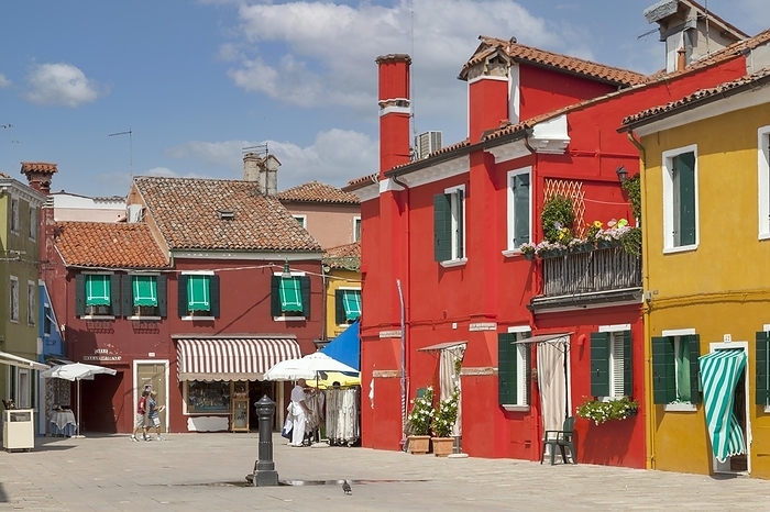 Small square with the typical colourful houses, Burano, Venice, Veneto, Italy, Europe, by AnnaReinert