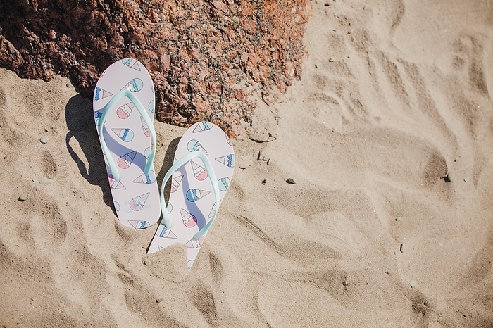 Sandals sand, by Oleksandr Latkun