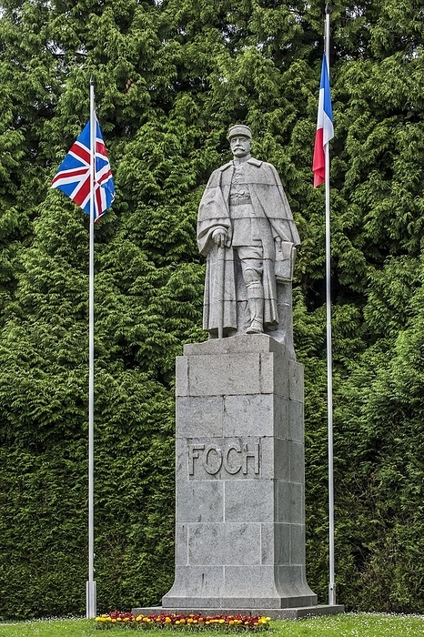 Statue of general Ferdinand Foch, Allied Generalissimo during the First World War, at the Glade of the Armistice, Clairière de l'Armistice, WWI memorial in the Forest of Compiègne, France, Europe, by alimdi / Arterra / Philippe Clément