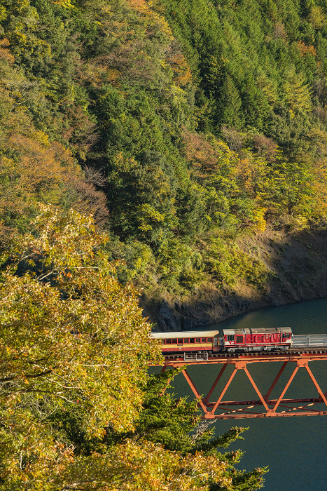 Railroad bridge over Oku-Oi Lake Station in Kawane-Honmachi, Haibara-gun, Shizuoka Prefecture, Japan