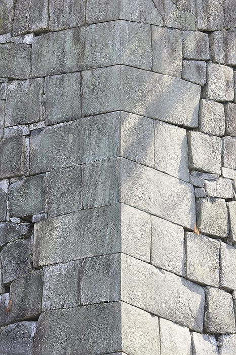 Corner and corner side stones in masonry  Nijo Castle stone wall  Stacking to increase the strength of the entire stone wall