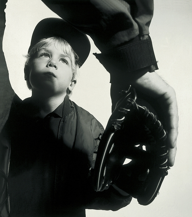 Fl0896,C.Lantinga; Boy, Adult Holding Baseball Glove, by Curtis Lantinga / Design Pics