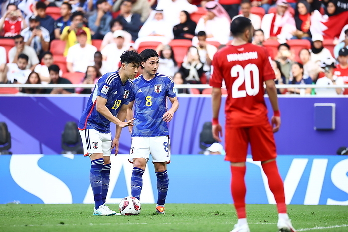 AFC Asian Cup Qatar 2023  Bahrain vs Japan Japan s Yuta Nakayama  L  and Takumi Minamino prepare to take a free kick during the AFC Asian Cup Qatar 2023  Round of 16 match between Bahrain 1 3 at Al Thumama Stadium in Doha, Qatar, January 31, 2024.  Photo by JFA AFLO 