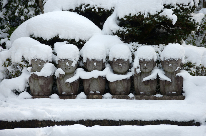 Rokujizo in Reigenin Temple, Tofukuji Temple, Higashiyama-ku, Kyoto City, in the snow