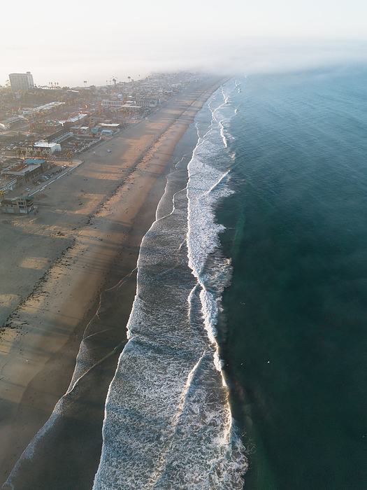 Drone shoot of Pacific Beach in the morning, by Cavan Images / Justin Hunter Photography