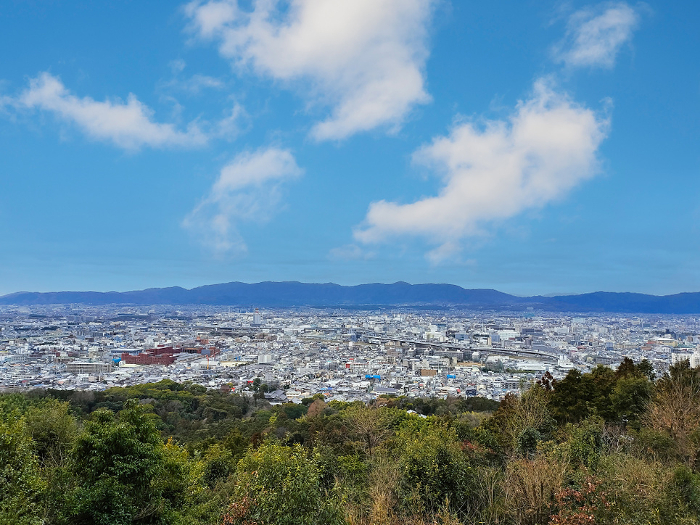 View from the Arakamimine gazebo at Fushimi Inari