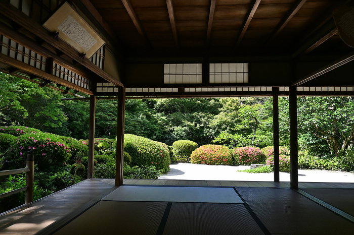 Tang-style garden at Shisen-do Jozanji Temple, Kyoto in early summer