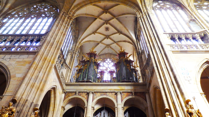 St. Vitus Cathedral, majestic pipe organ