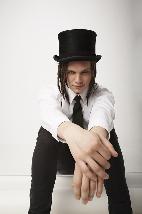Man Wearing Top Hat, by Masterfile / Design Pics