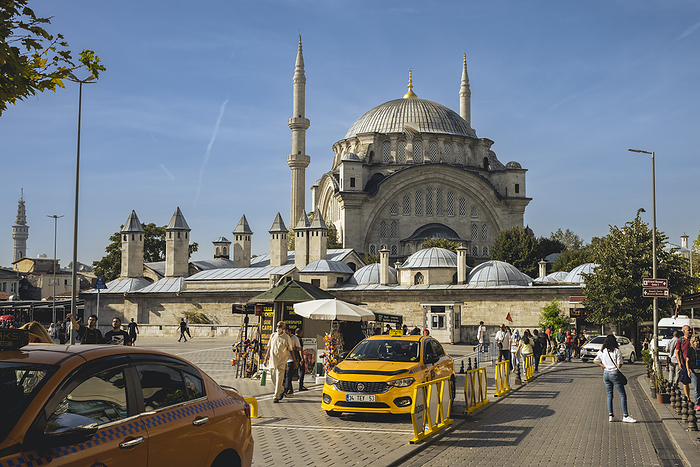 Nuruosmaniye Mosque; Istanbul, Turkey, by Dosfotos / Design Pics