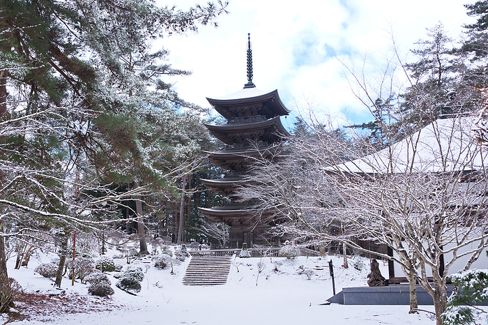 Five-storied Pagoda of Fusenji Temple Iwate Pref.