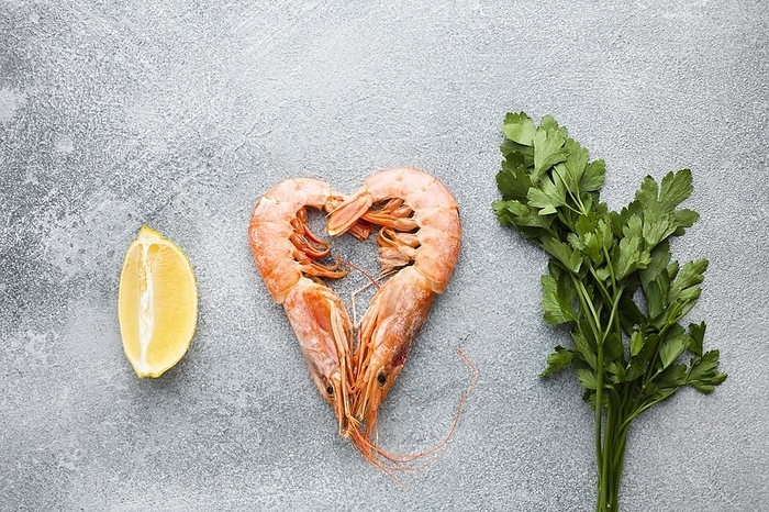 Top view shrimp heart with lemon, by Oleksandr Latkun