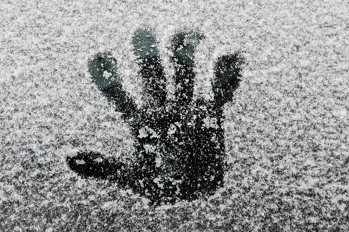 Hand print glass winter, by Oleksandr Latkun