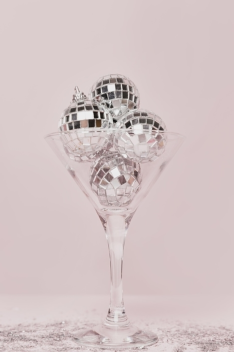 Transparent champagne glass with silver balls, by Oleksandr Latkun