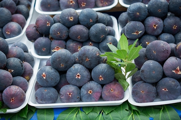 Ripe fig fruits seen in the market place, by Turgay Koca