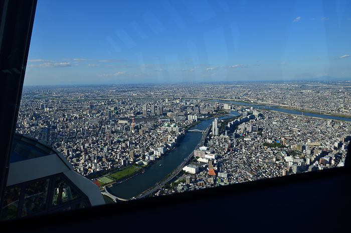 From the Tokyo Sky Tree Observation Corridor Deck Enjoy a 360 degree trip around the Kanto Plain from the Tokyo Sky Tree Observation Deck and the observation corridor, with the clear Tokyo sky and the city in the foreground.
