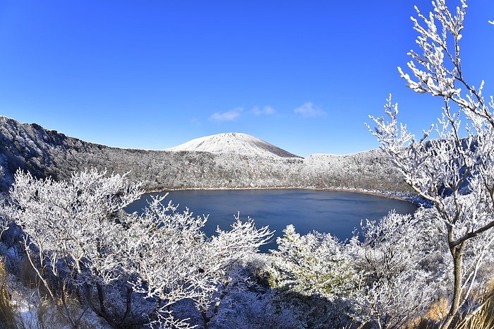 Mt. Korea from Onami Pond in clear winter weather, Kirishima