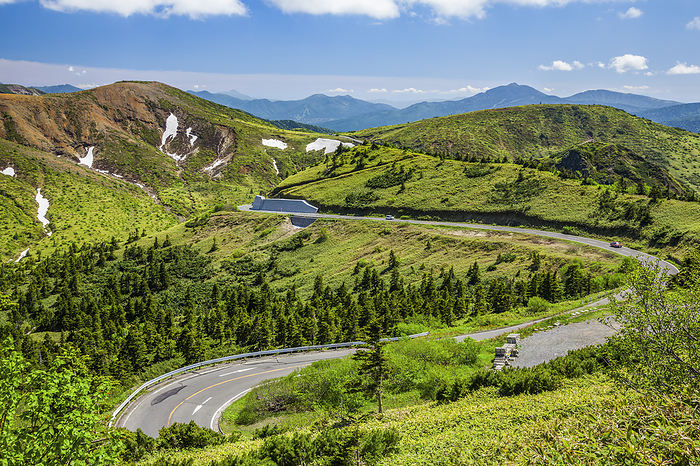 Route 292 and Mt. Kusatsu Shiranesan  left  from near Shibu Pass, Gunma Prefecture Kusatsu Shiranesan on the left and Mt. 