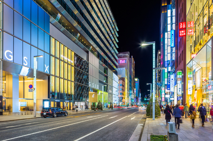 Night view of Chuo-dori Avenue, Ginza, Tokyo (Ginza 6-chome)