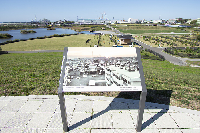 Comparison with photos taken at the time of the earthquake, Ishinomaki Minamihama Tsunami Reconstruction Memorial Park