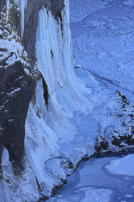 Hokkaido: Frozen Yunohana Falls and Sea of Okhotsk drift ice