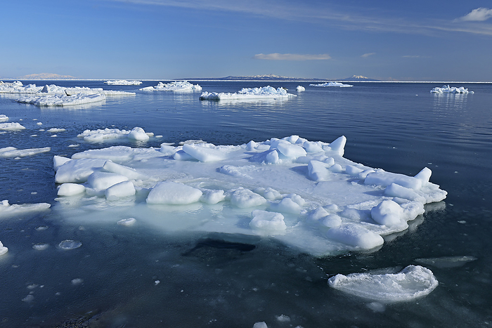 Hokkaido: Drift Ice in the Sea of Okhotsk, Kunashiri Island and Shiretoko Peninsula