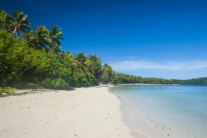 Long sandy beach, blue lagoon, Yasawas, Fiji, South Pacific, Oceania, by Michael Runkel