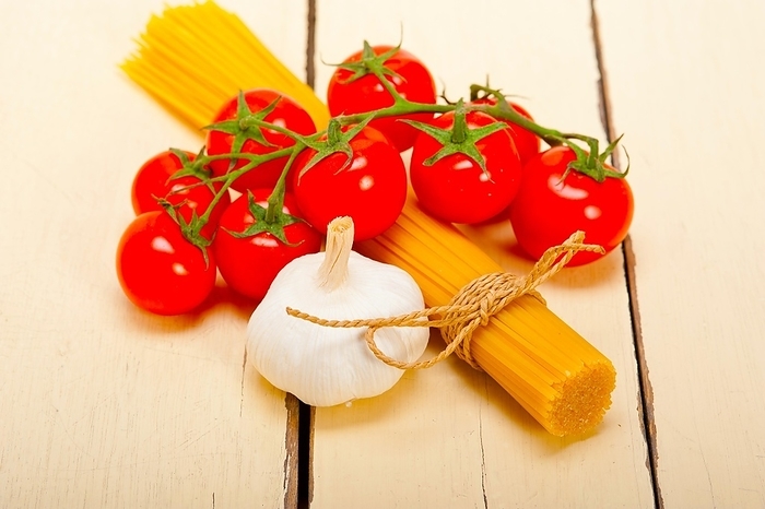 Italian basic pasta fresh ingredients cherry tomatoes garlic, by Francesco Perre