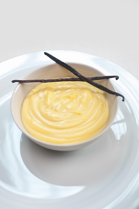 Custard pastry cream with vanilla seeds sticks, by keko64