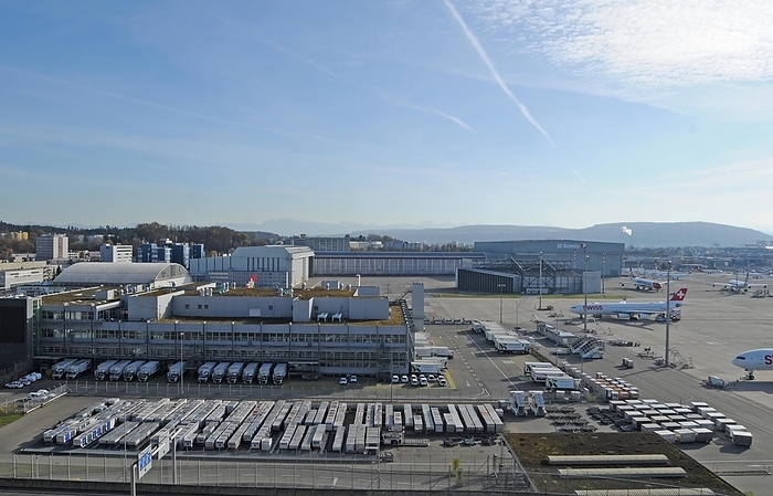 Zurich airport: The airline and catering industry is like many others facing huge economic problems due to Corona virus travel restrictions, by Gerd Michael Müller