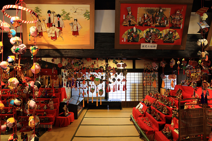 Hina Decorations at the Former Takano Family Residence 