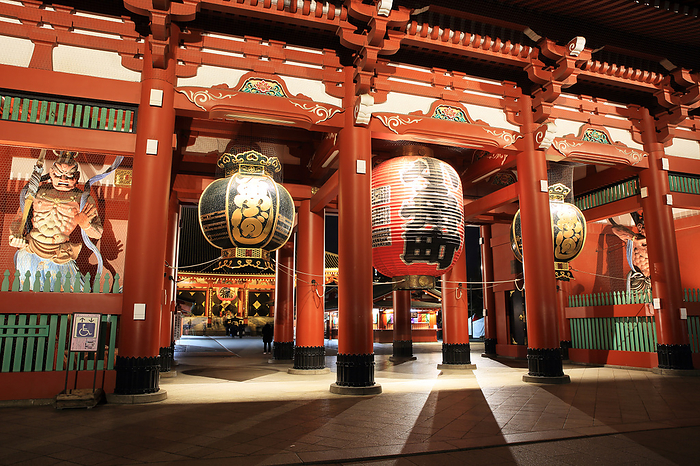 Large lantern at Hozomon Gate, Sensoji Temple, Tokyo