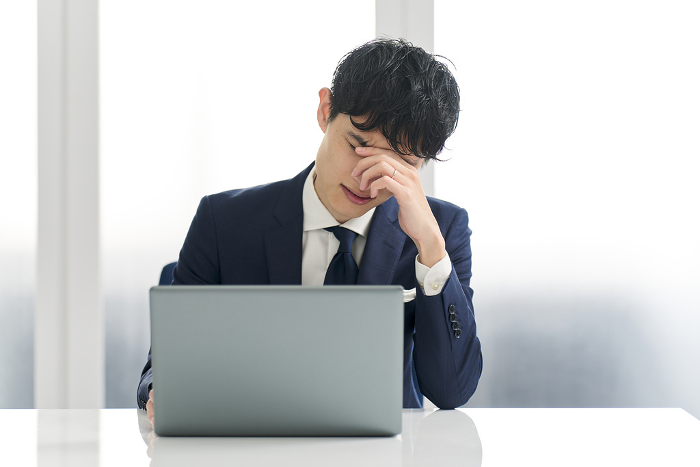Japanese businessman in trouble at work （Male / People)