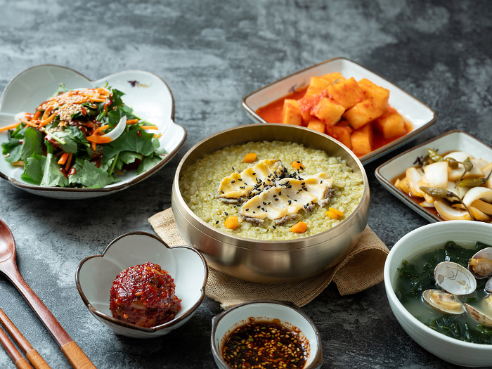 Korean set meal with abalone porridge