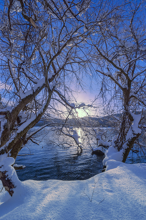 Lake Yogo and sunrise in snow, Shiga