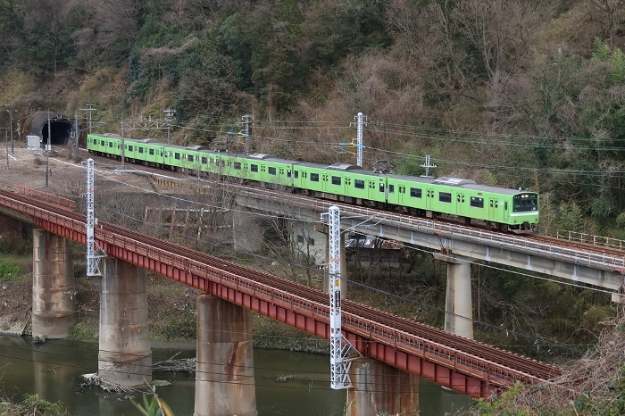 JR West] Series 201 (Yamato Line: Kawachikenjo - Takaida, 6th Yamato River Bridge)