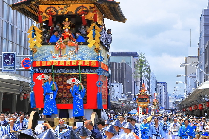Hoshokaboko floats in the Gion Festival Yamaboko Junko procession Kyoto City, Kyoto Prefecture Taken at Shijo Kawaramachi intersection