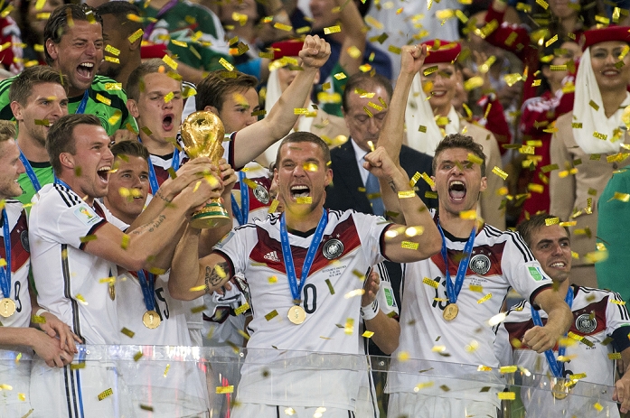 2014 FIFA World Cup Final Germany Wins 4th title in 6 tournaments Germany team group  GER , JULY 13, 2014   Football   Soccer : Germany players celebrate after winning the FIFA World Cup Brazil 2014 Final match between Germany 1 0 Argentina at the Maracana stadium in Rio de Janeiro, Brazil.  Photo by Maurizio Borsari AFLO   0855 