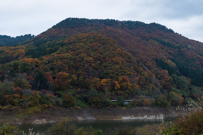 Rainbow Lake and Autumn Leaves in Kuroishi City, Aomori Prefecture, Japan